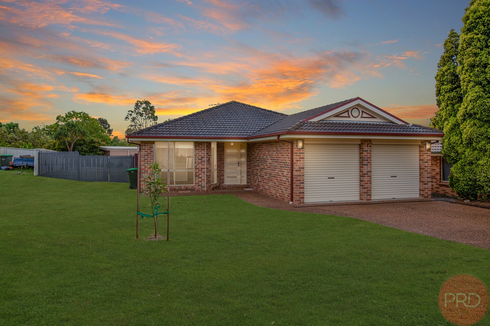 11 Douglas Close LARGS 1