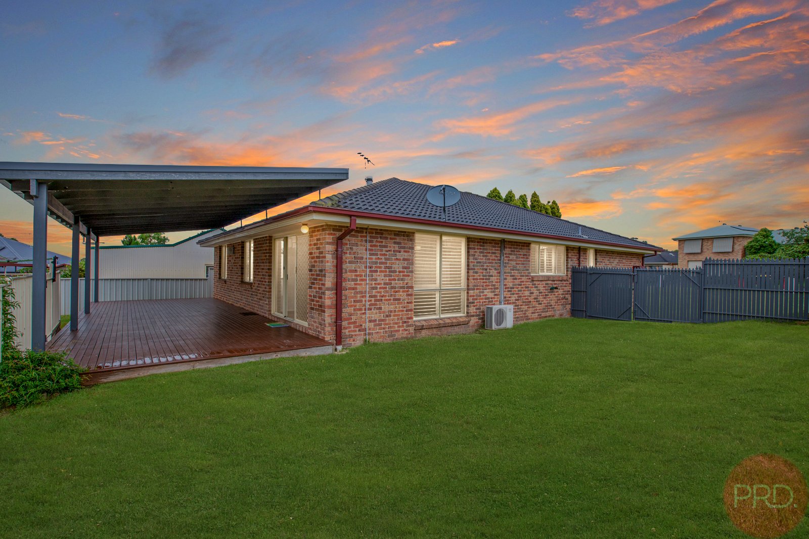 11 Douglas Close LARGS 16