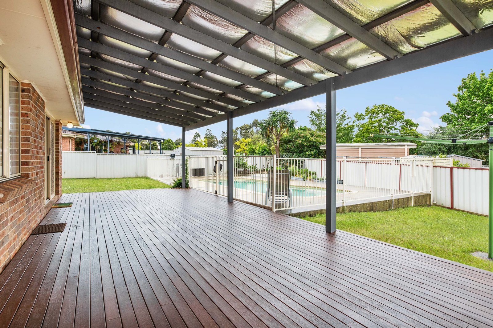 11 Douglas Close LARGS 25