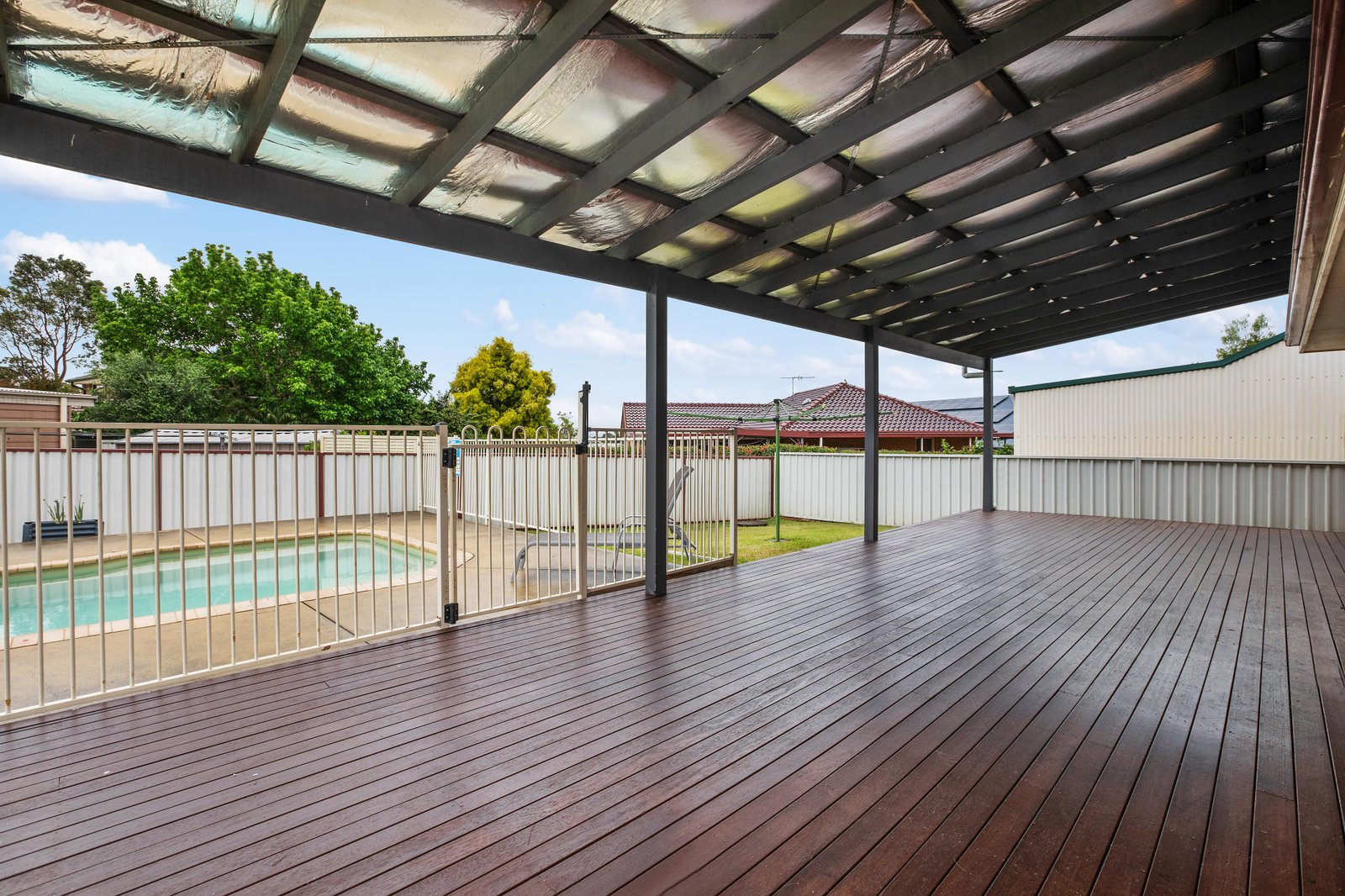 11 Douglas Close LARGS 26