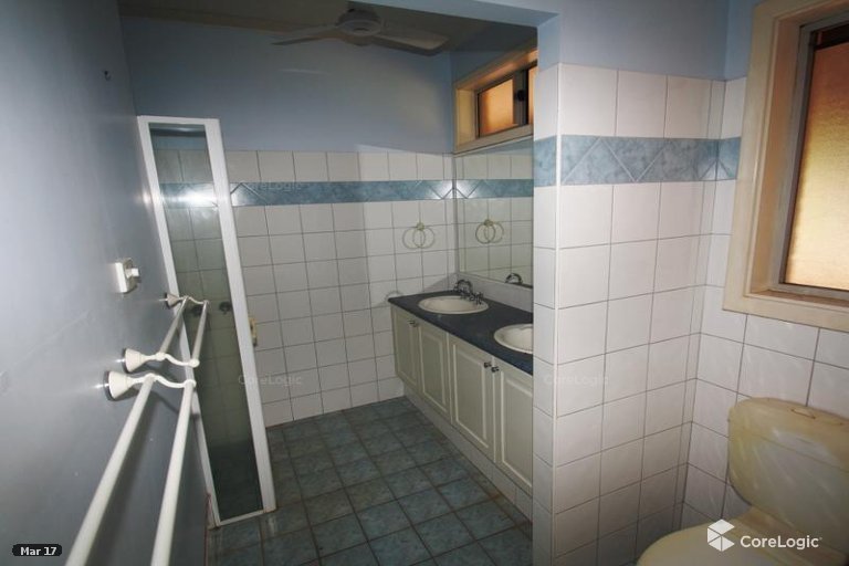 11 Drummond Place CABLE BEACH 3