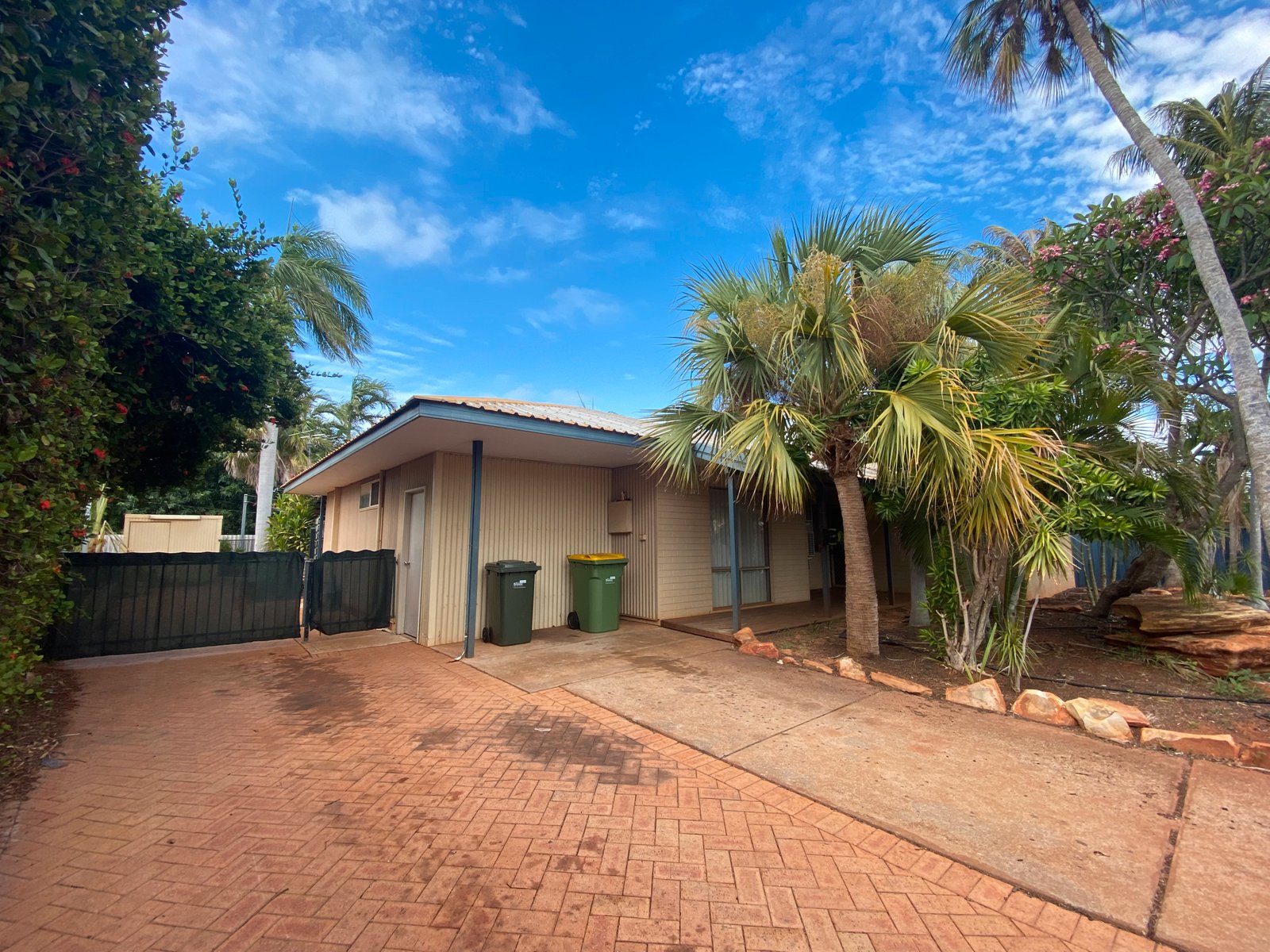 11 Drummond Place CABLE BEACH 1