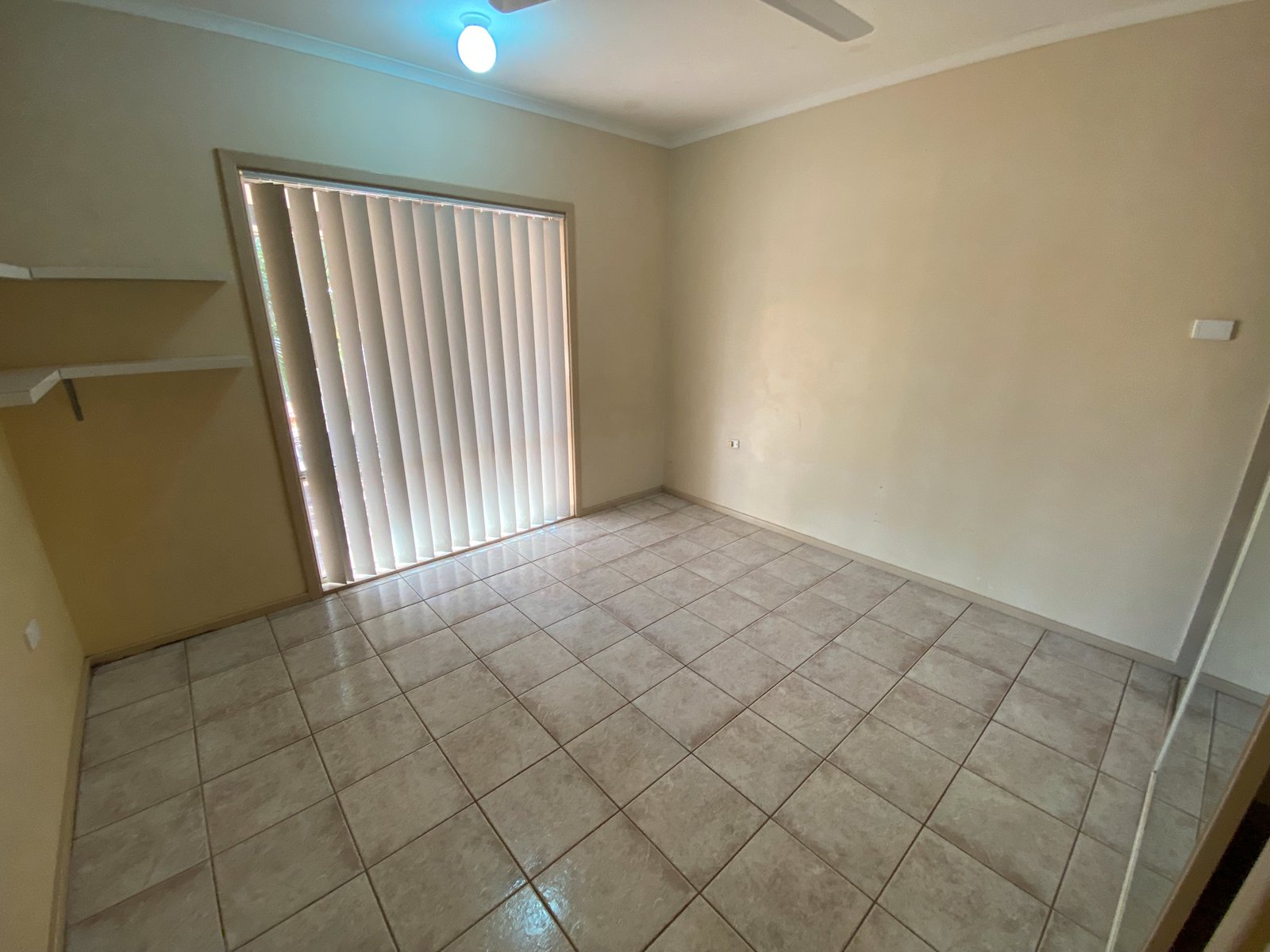 11 Drummond Place CABLE BEACH 3