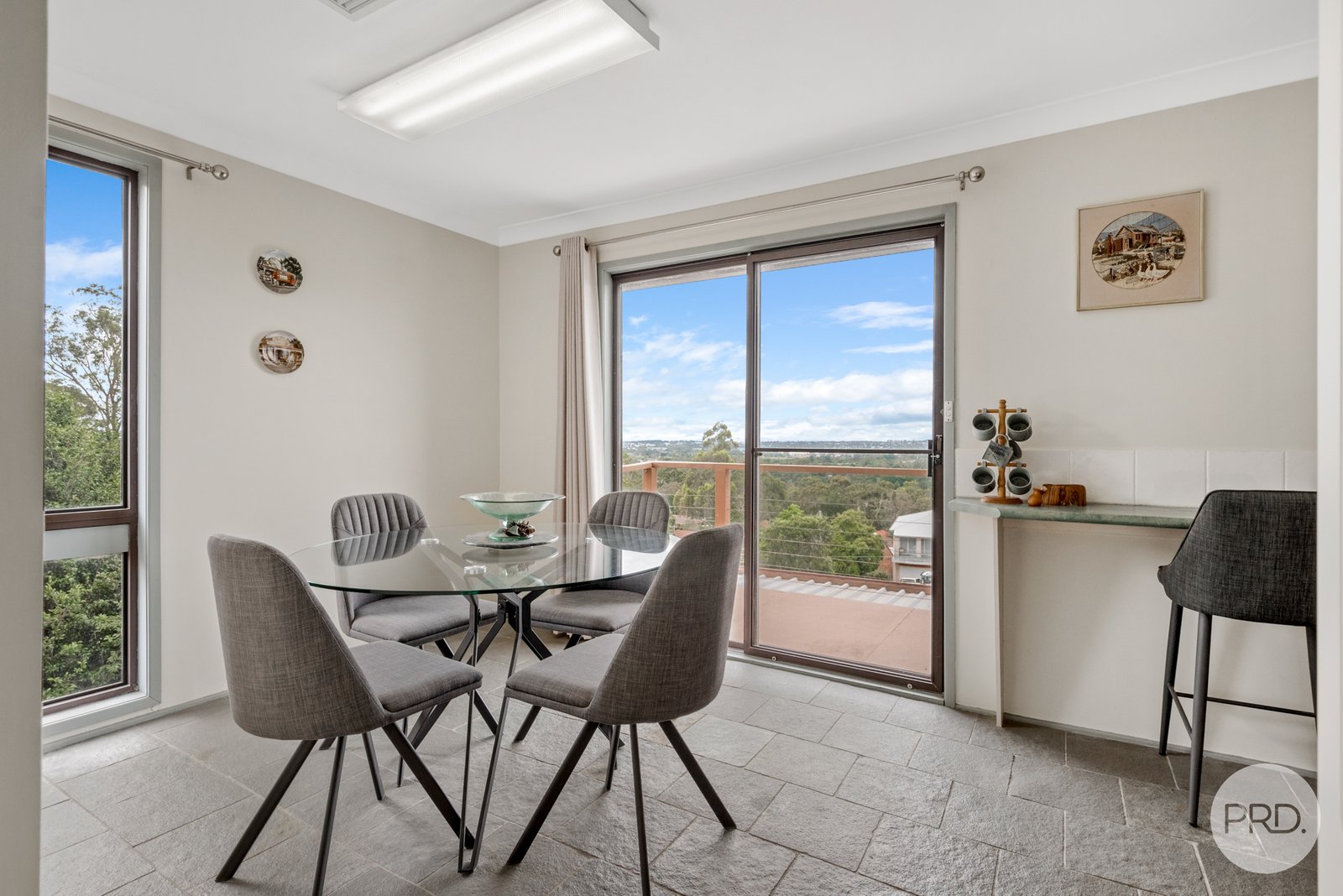 11 Dryad Place LEONAY 8