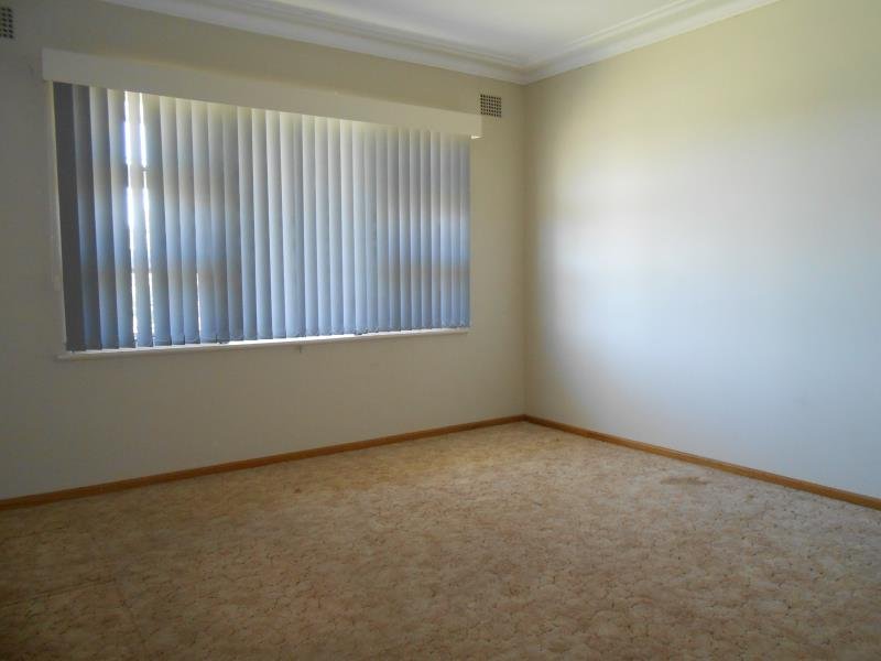 11 Dumaresq Street TAMWORTH 5