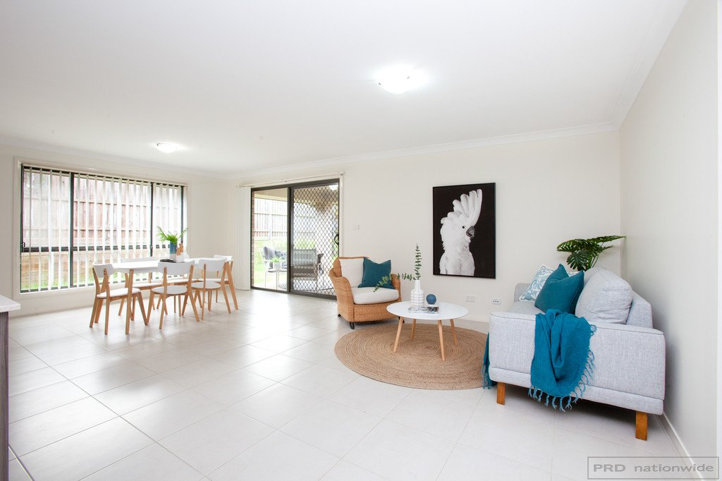 11 Dunnart Street ABERGLASSLYN 2