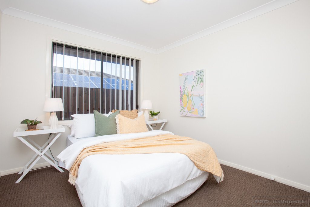 11 Dunnart Street ABERGLASSLYN 13