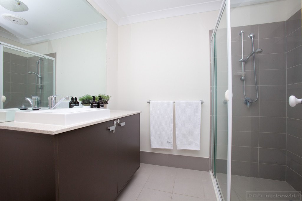 11 Dunnart Street ABERGLASSLYN 16