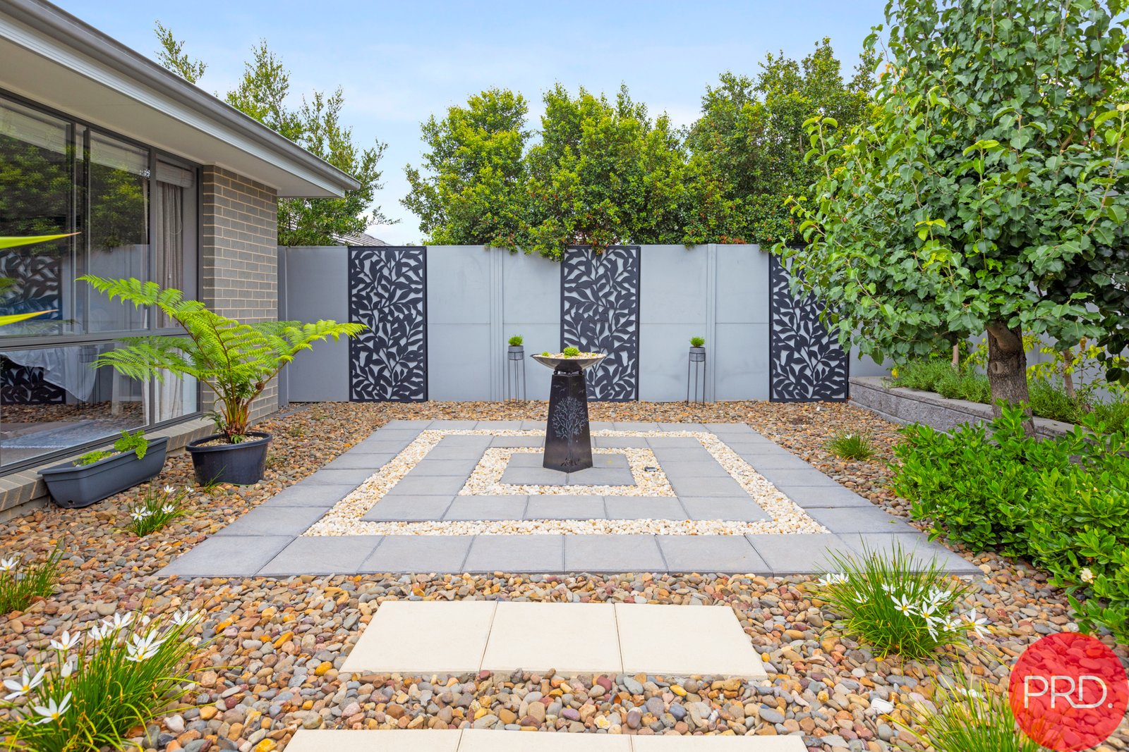 11 Dunnett Avenue NORTH ROTHBURY 35
