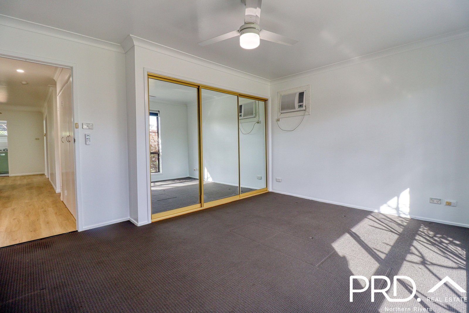 11 East Street CASINO 10