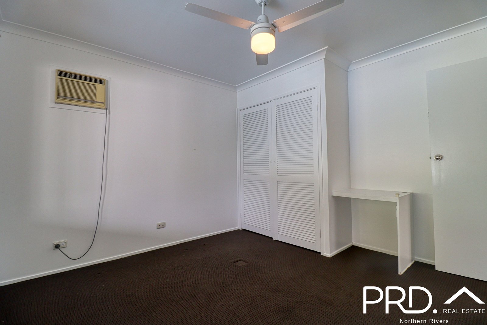 11 East Street CASINO 12