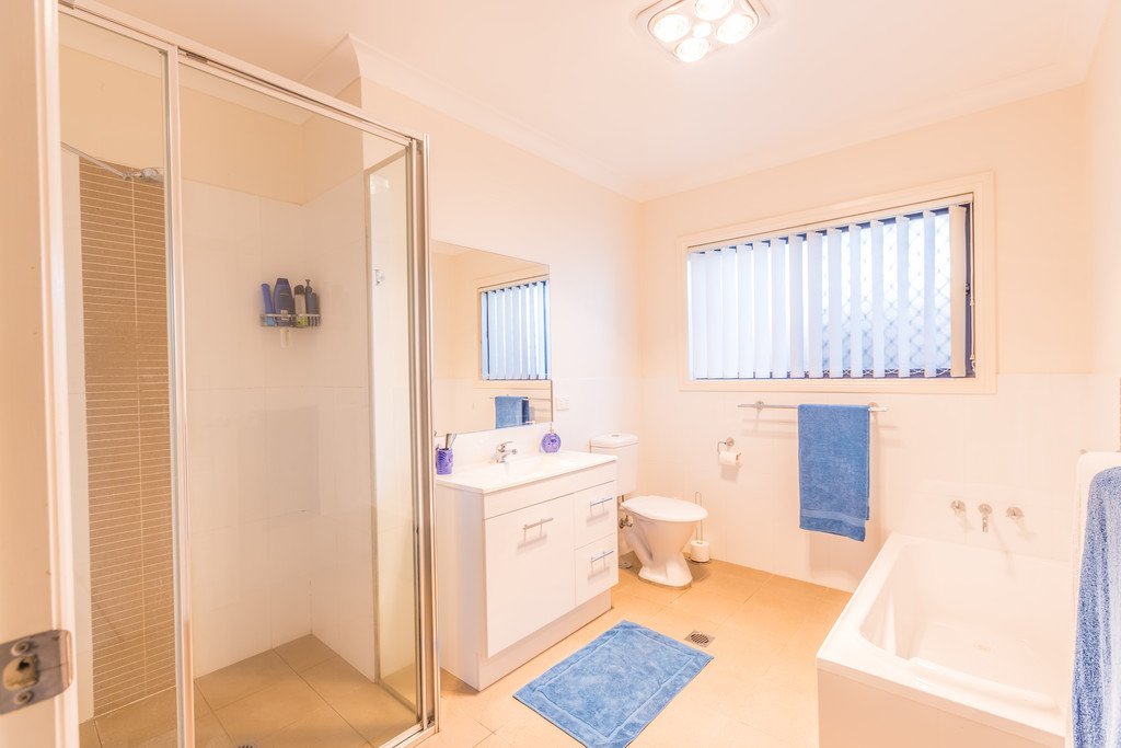 11 Edgeroy Street TAMWORTH 5