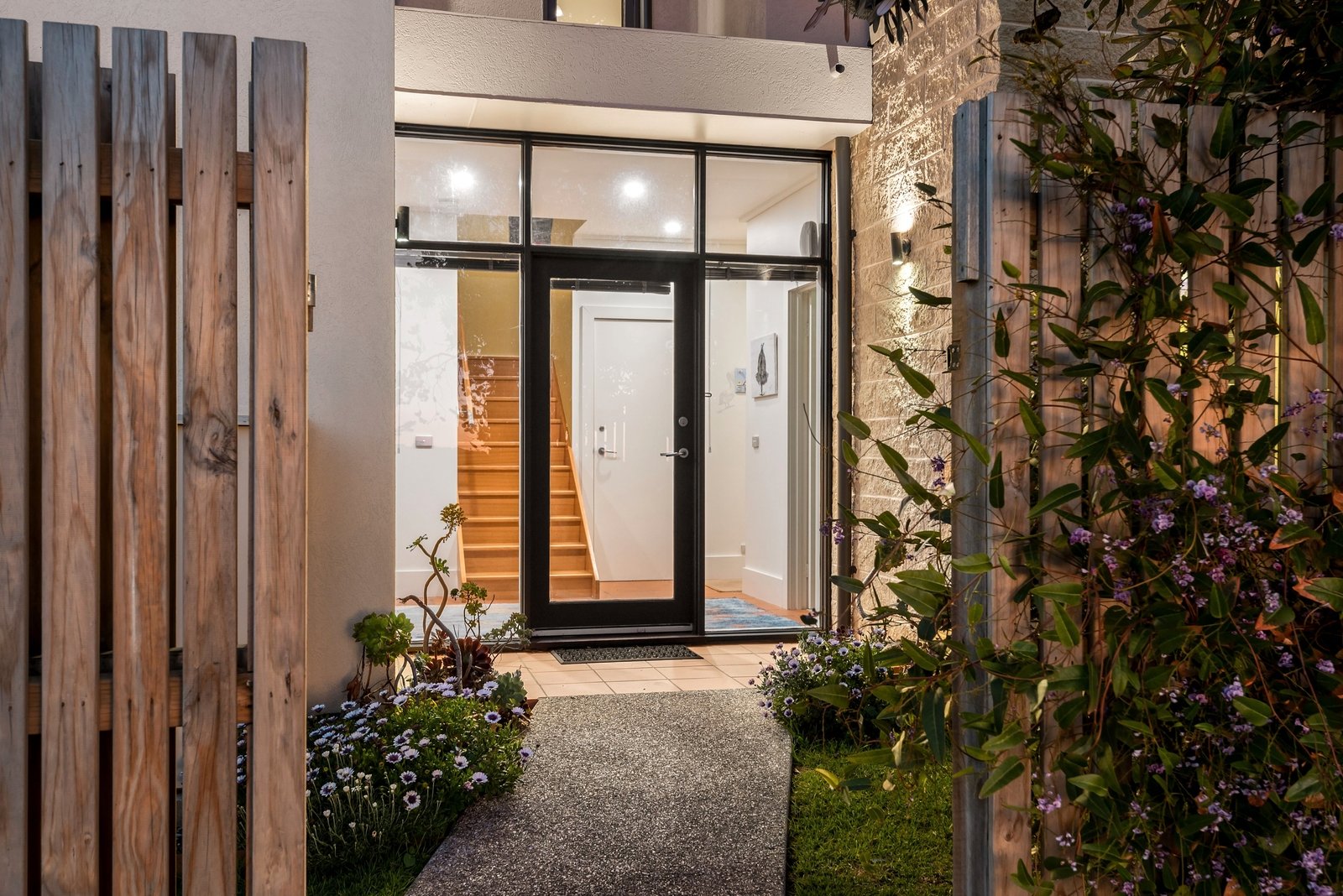 Real Estate and Property in 1/1 Edgewater Close, Point Lonsdale, VIC