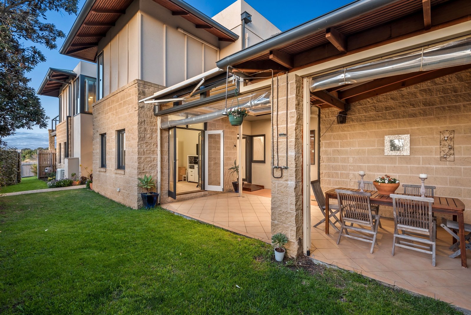 Real Estate and Property in 1/1 Edgewater Close, Point Lonsdale, VIC