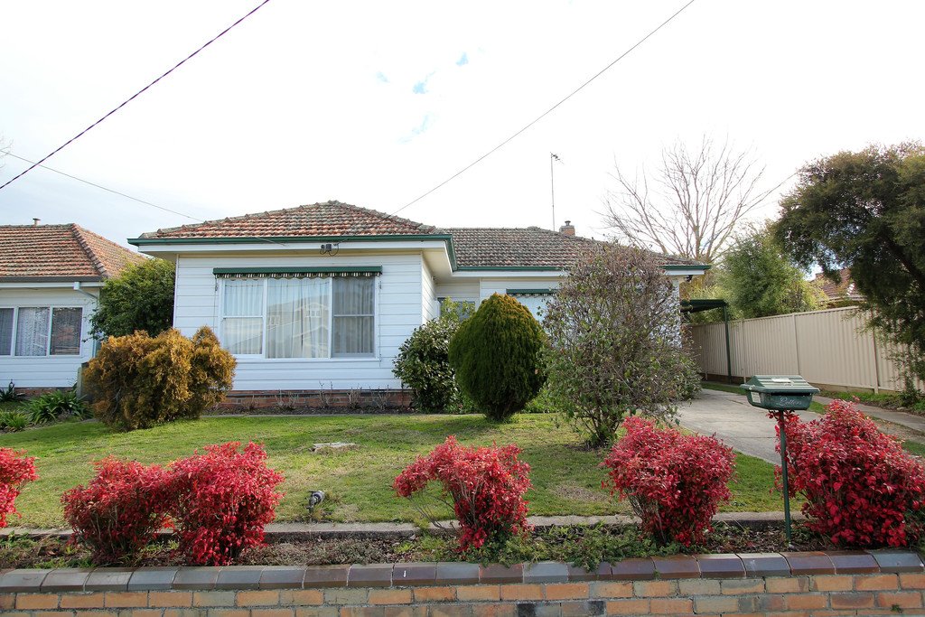 11 El Ramleh Avenue WENDOUREE 1