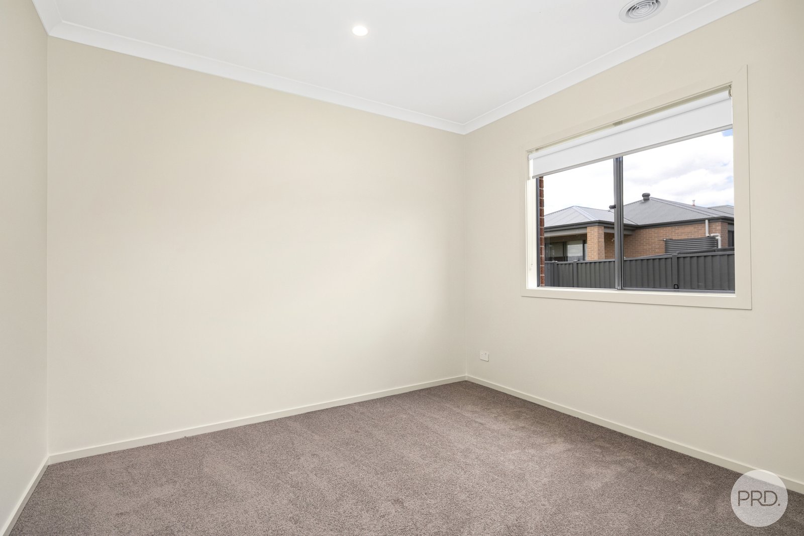 11 Electro Street WINTER VALLEY 9
