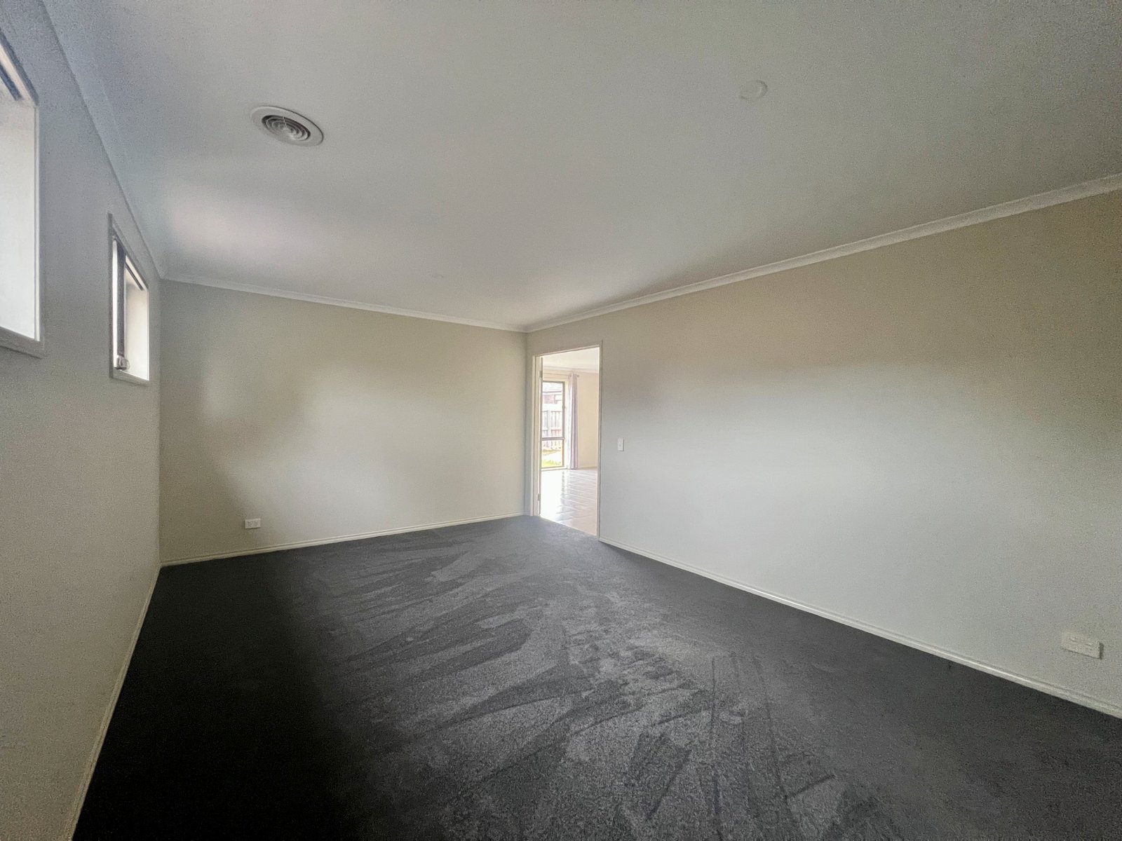 Gallery: 11 Ellesby Court