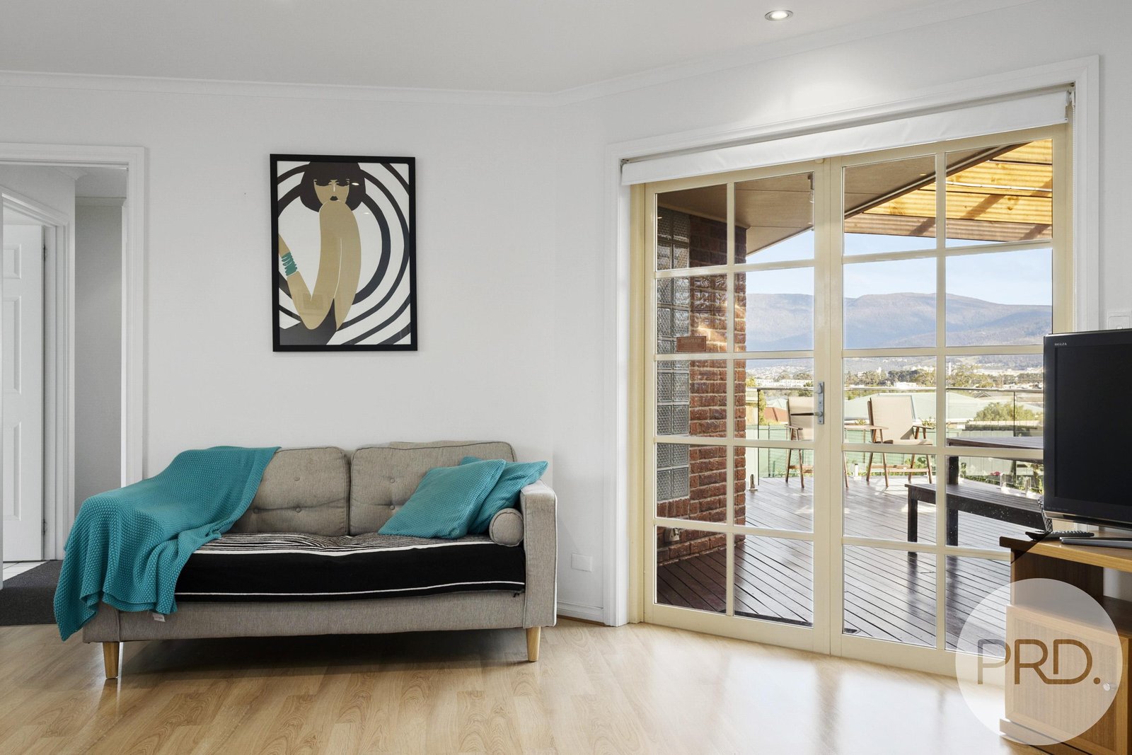 11 Ellie Court OLD BEACH 7