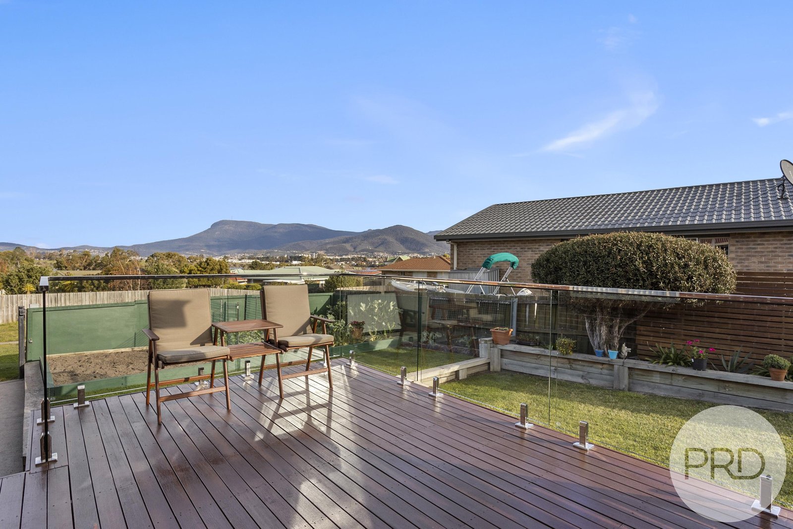 11 Ellie Court OLD BEACH 18