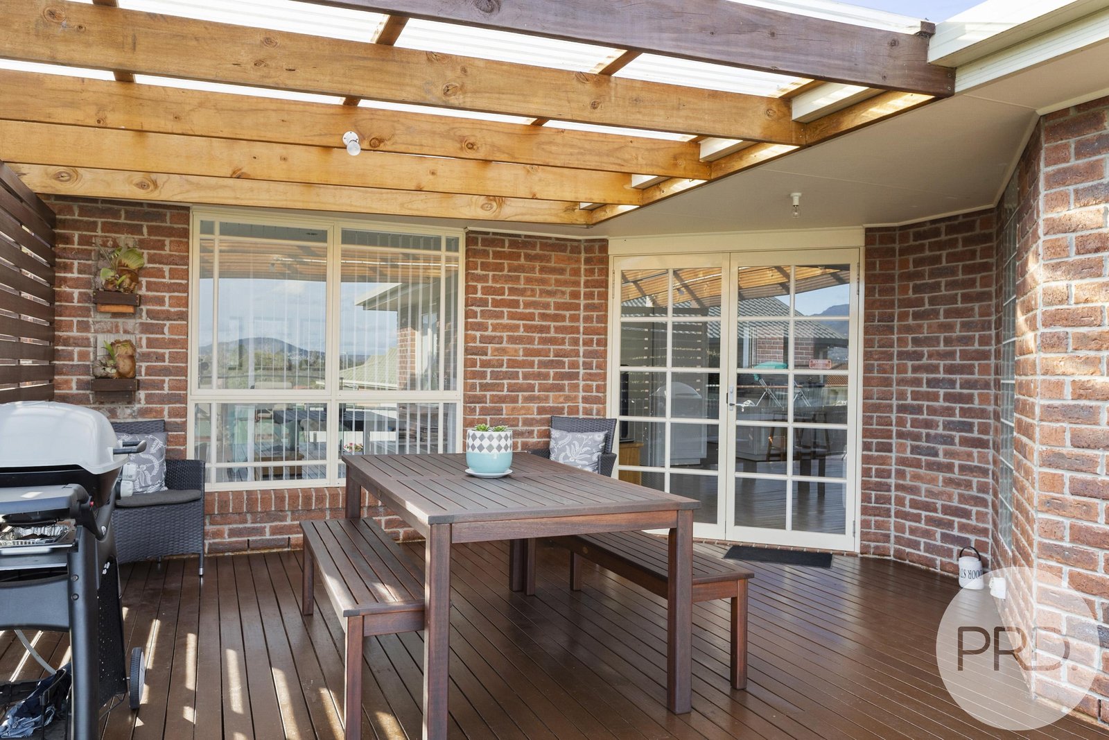 11 Ellie Court OLD BEACH 21