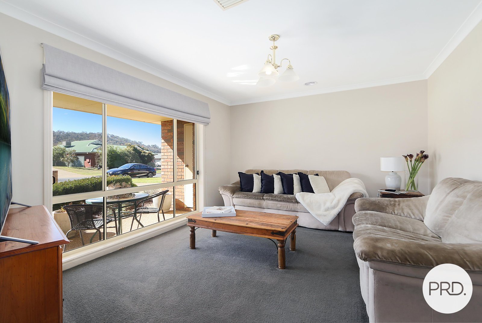 11 Emma Way GLENROY 2