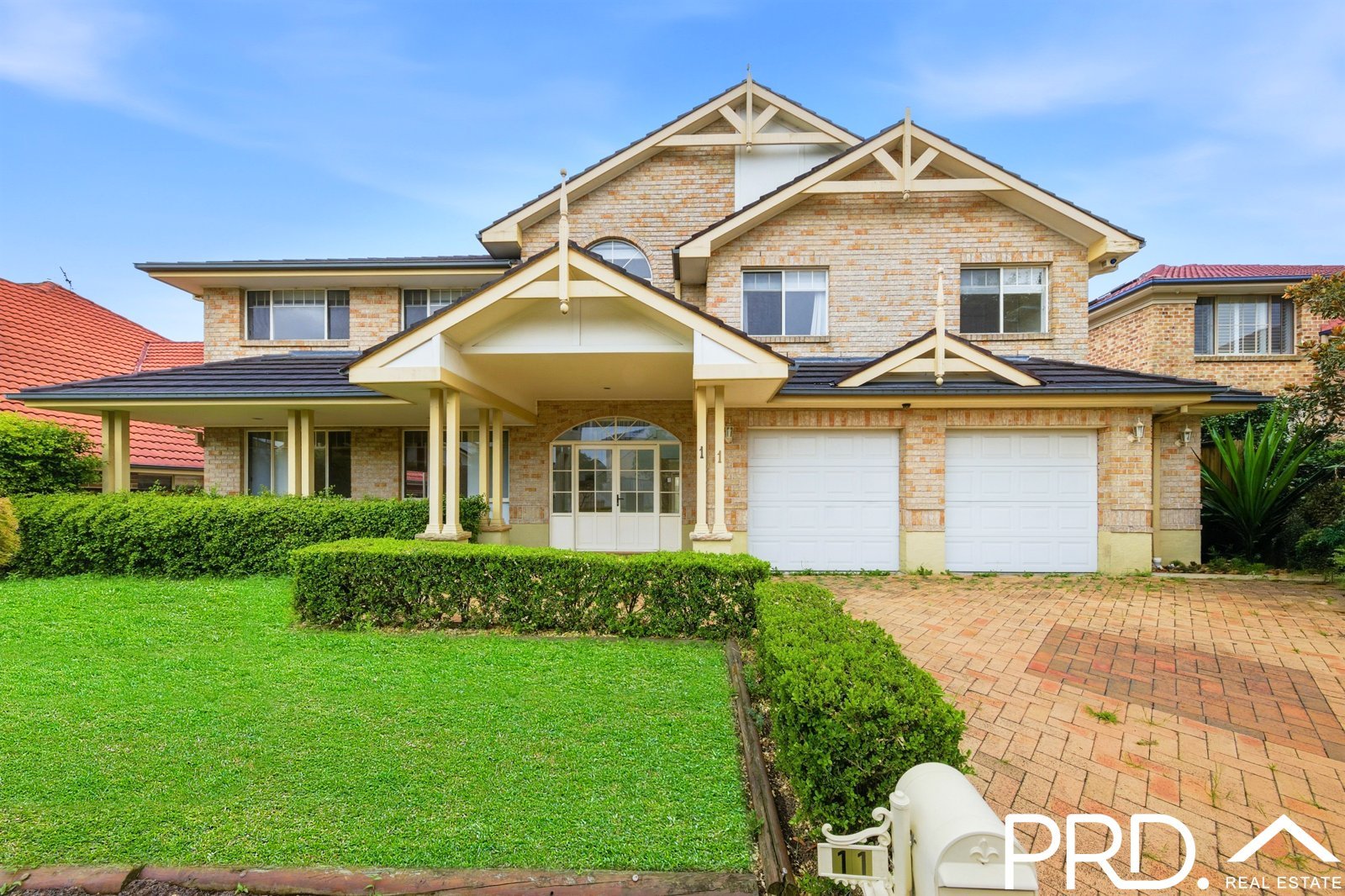 11 Eric Cooper Drive CASTLE HILL 1