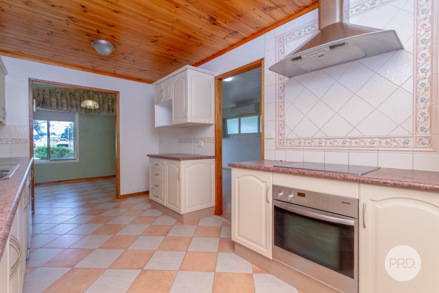 11 Eton Road CAMBRIDGE PARK 9