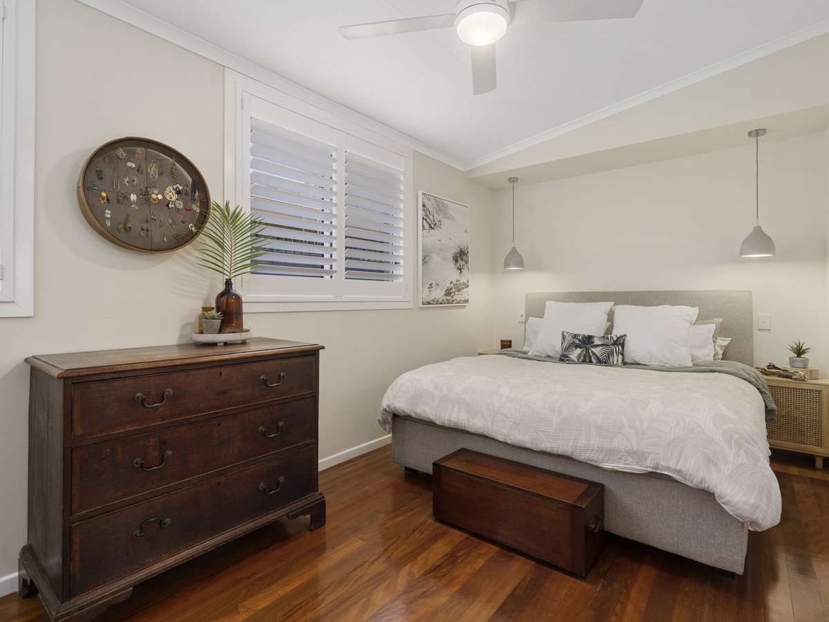 11 Evandale Crescent MIAMI 12