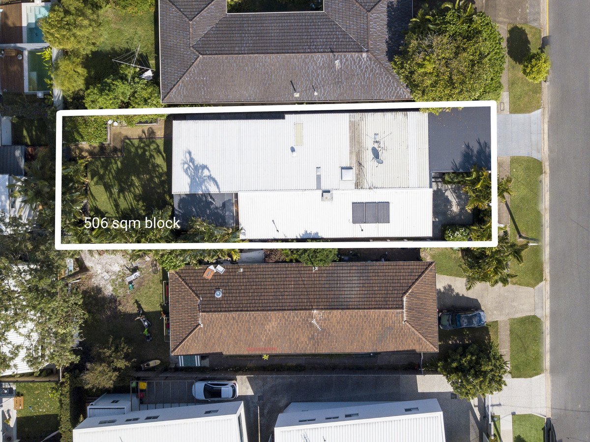 11 Evandale Crescent MIAMI 20