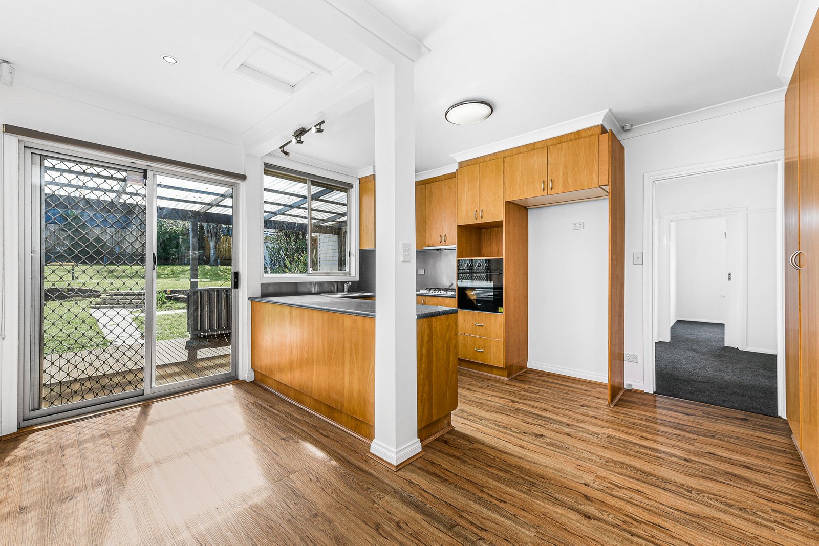 Gallery: 11 Evans Street
