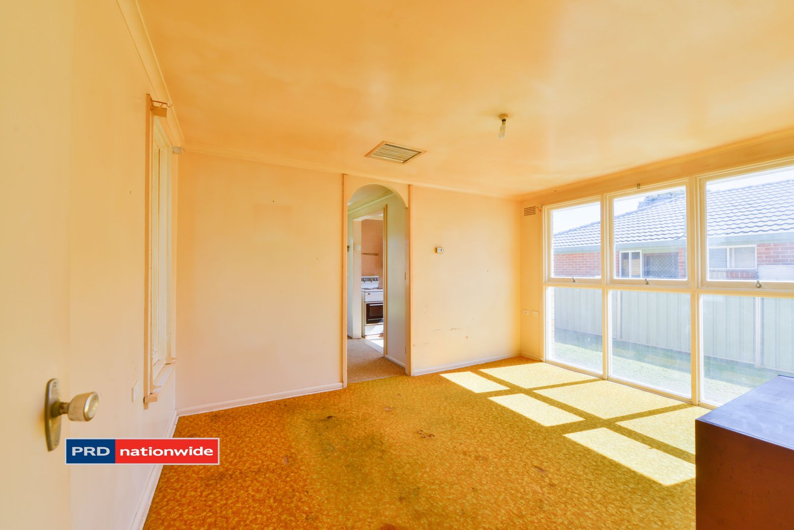 11 Evans Street TAMWORTH 7