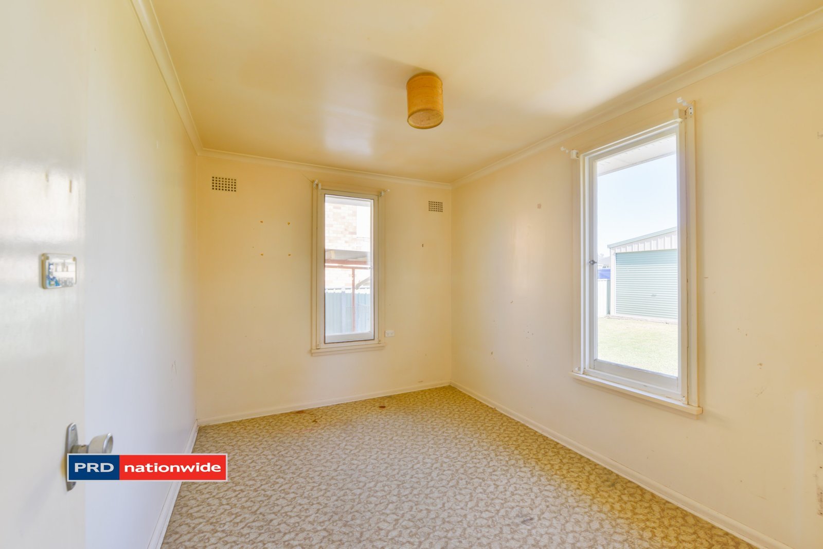 11 Evans Street TAMWORTH 18