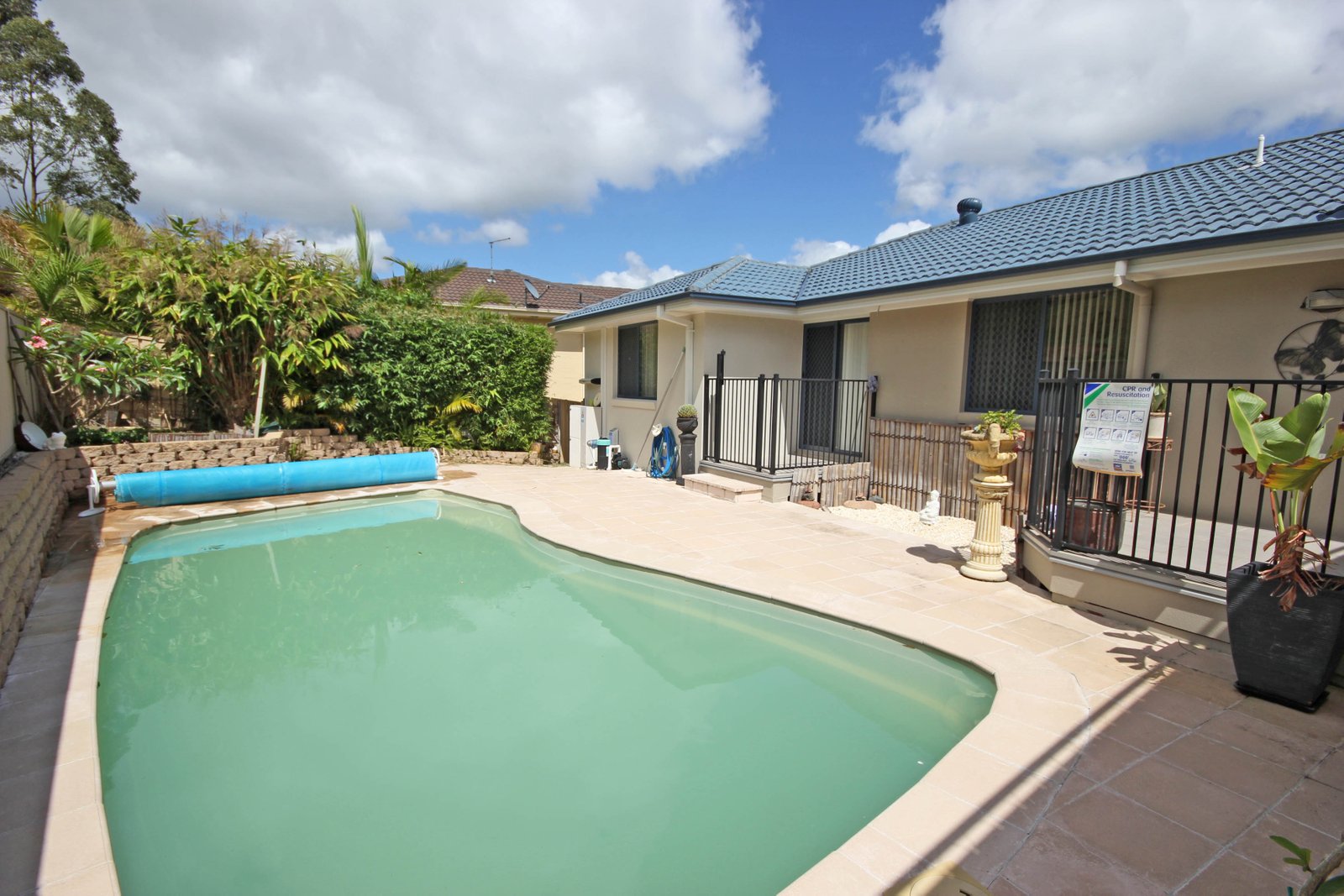 11 Fairwinds Avenue LAKEWOOD 5