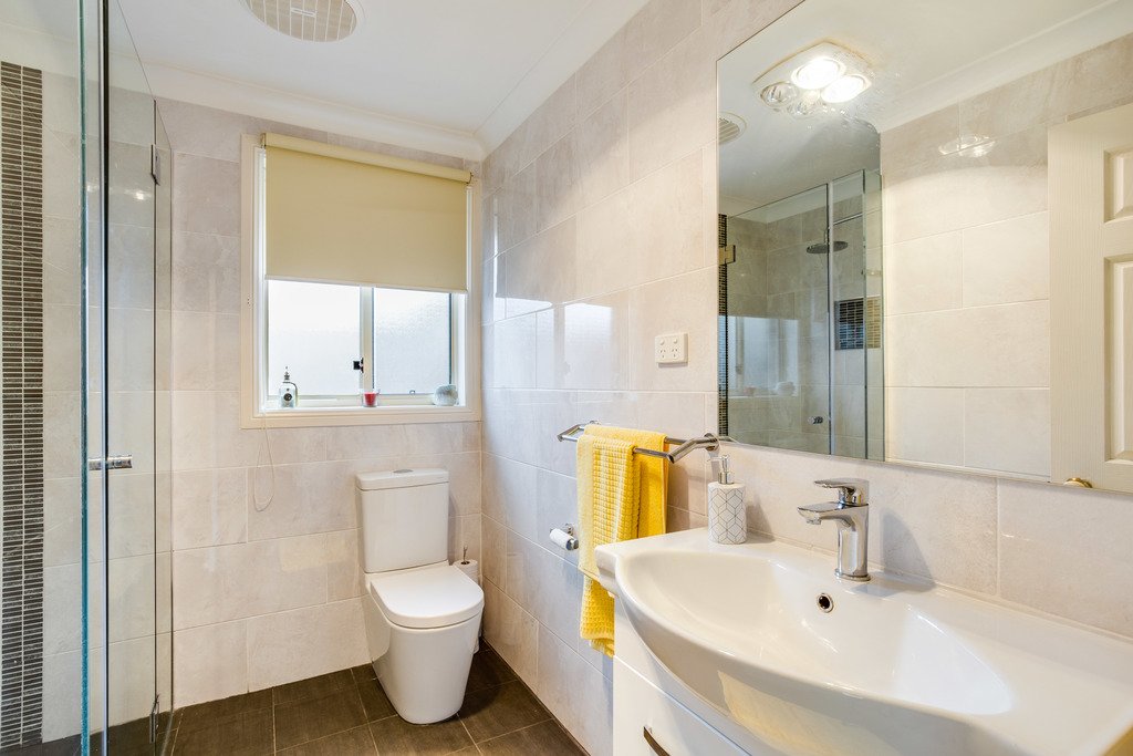 11 Fathom Place CORLETTE 19