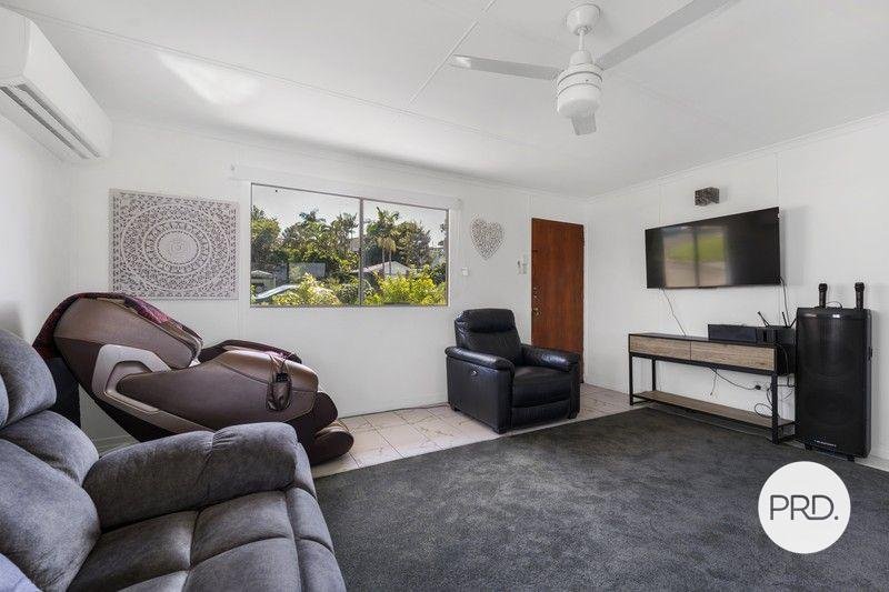 11 Ferguson Crescent WEST GLADSTONE 3
