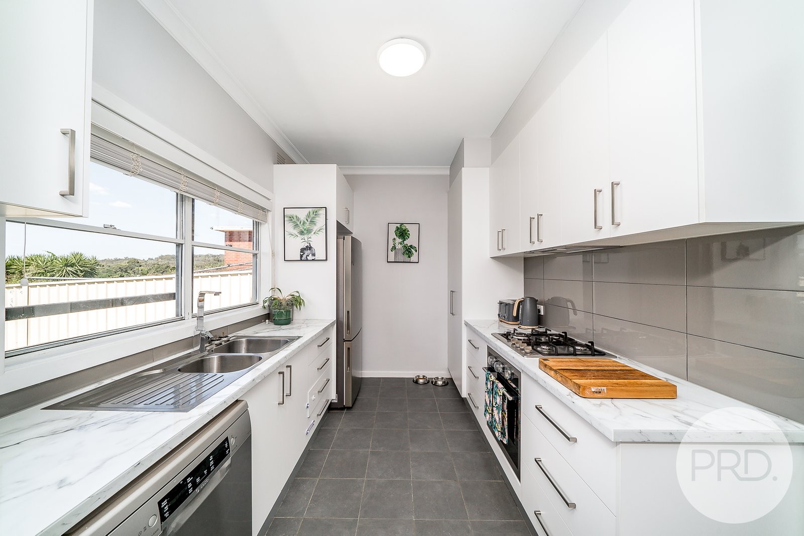 11 Fernleigh Road TURVEY PARK 5