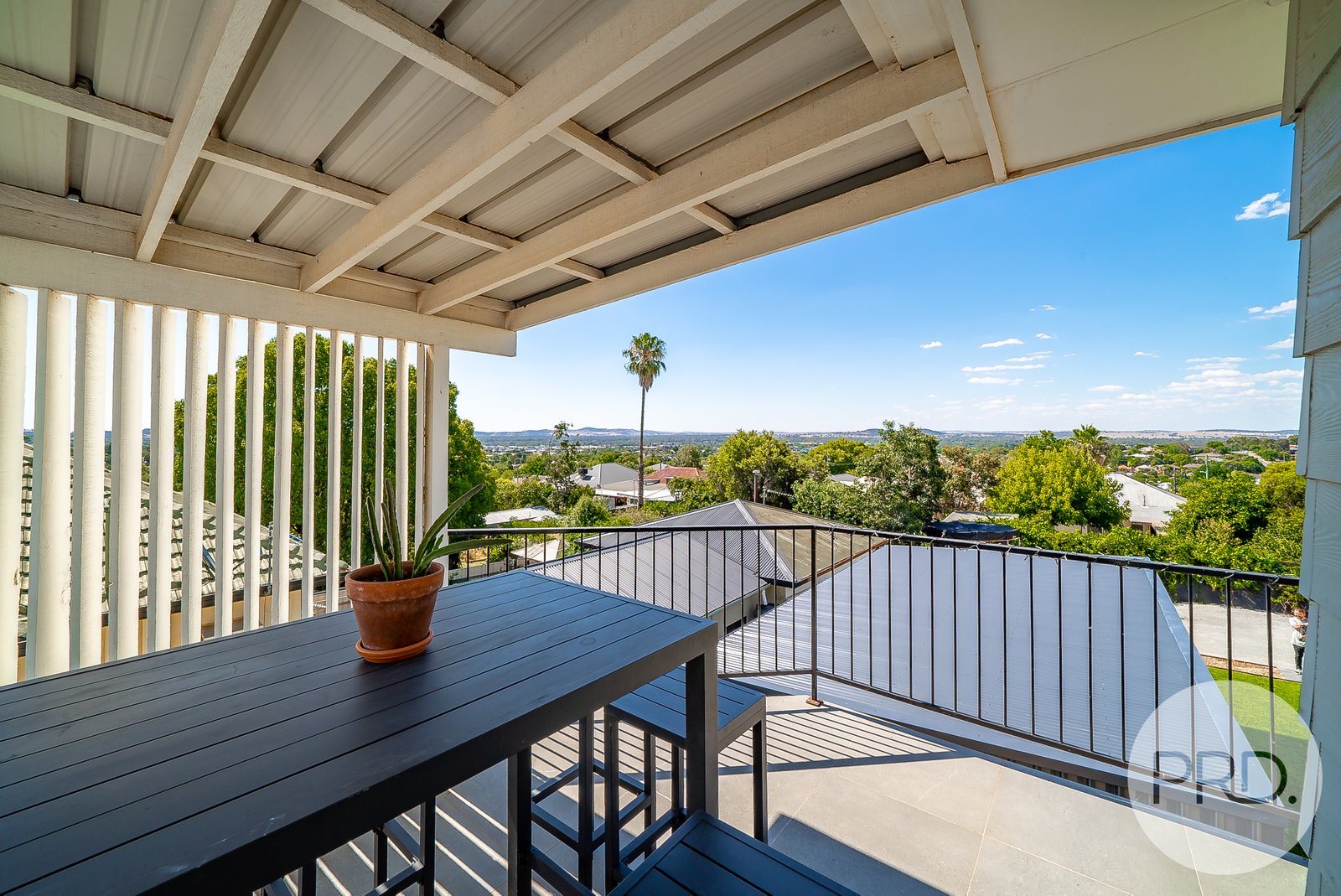 11 Fernleigh Road TURVEY PARK 14