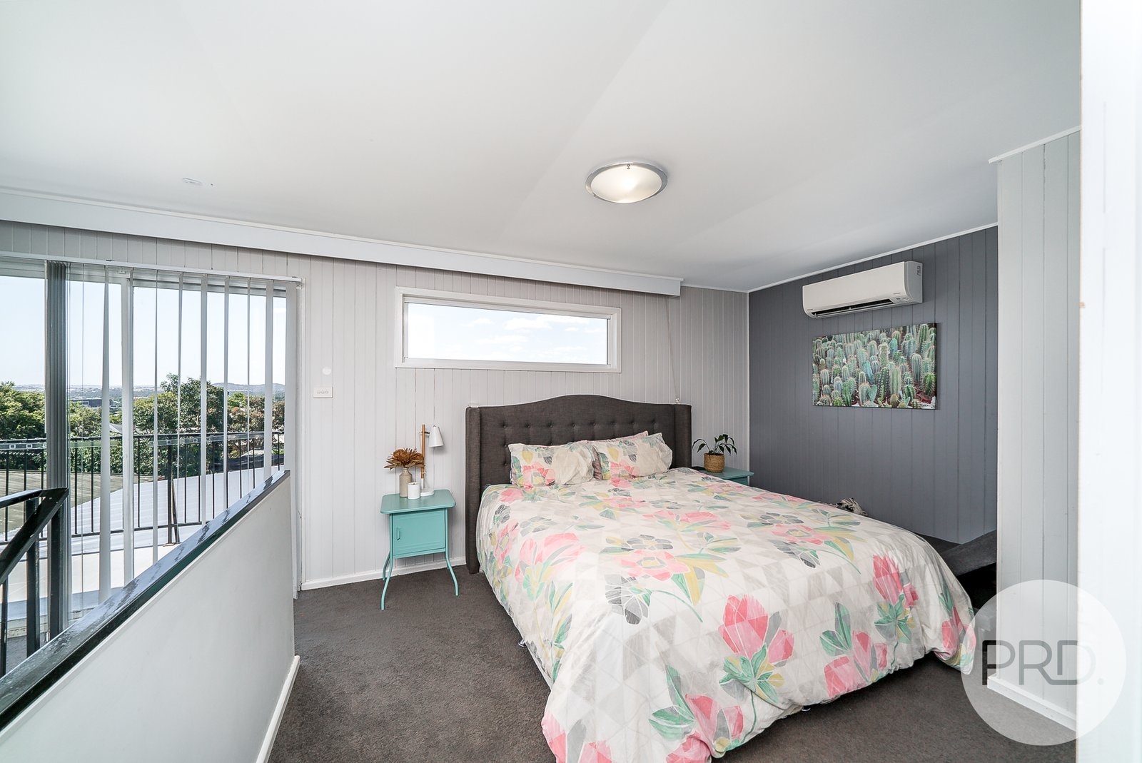 11 Fernleigh Road TURVEY PARK 12