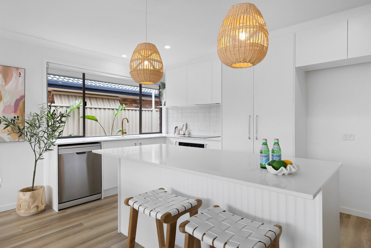 1/1 Flora Close Burleigh Waters 7