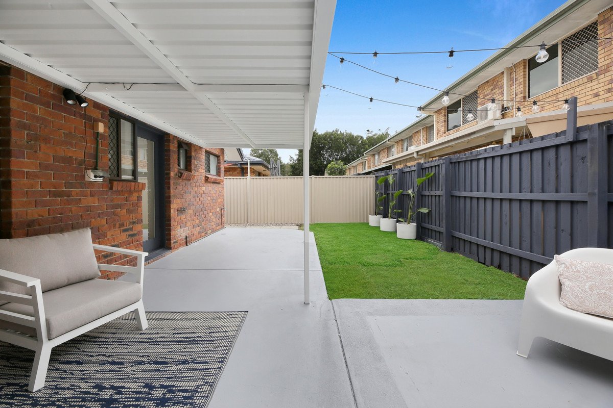 1/1 Flora Close Burleigh Waters 17