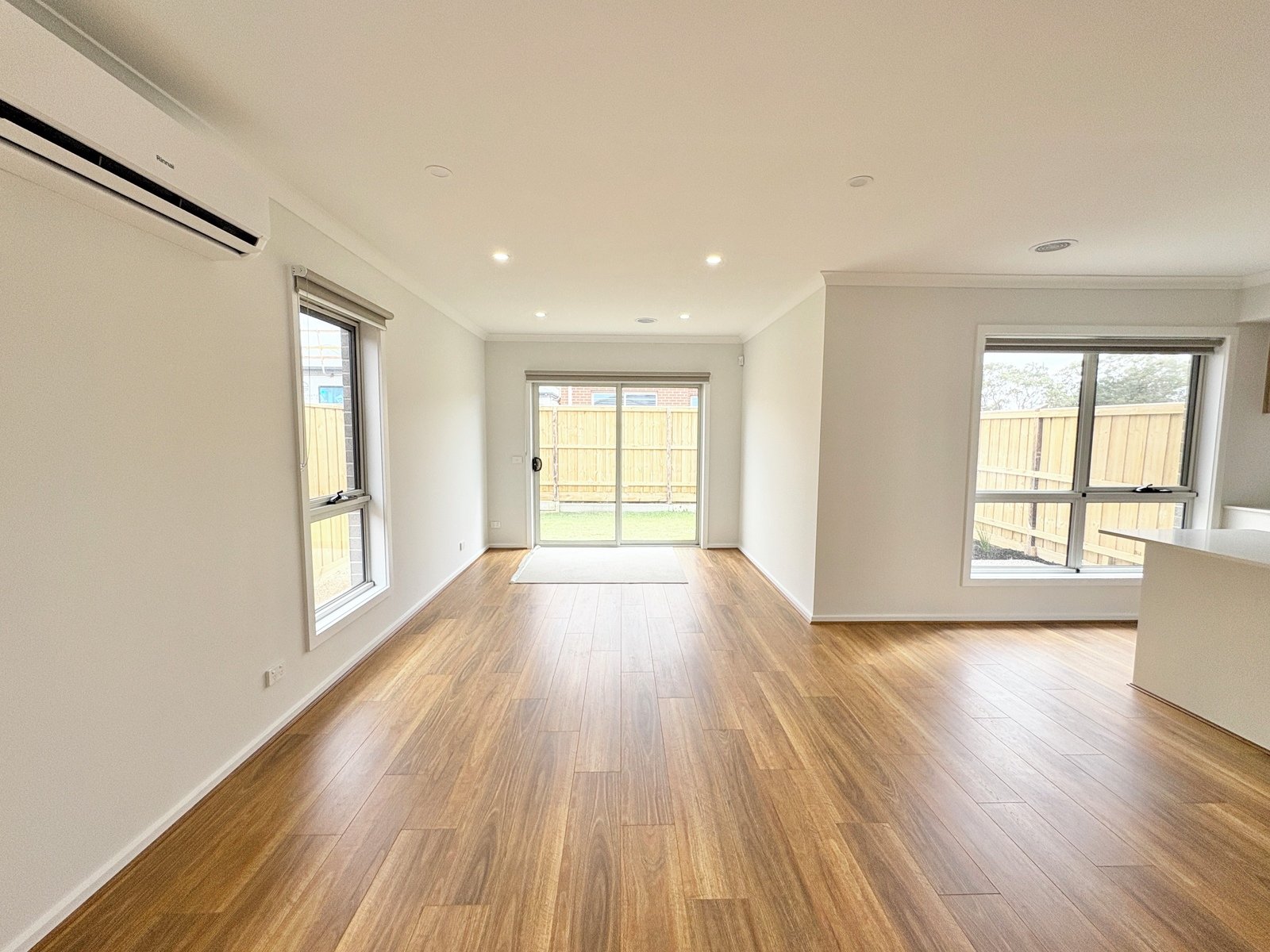 Gallery: 11 Floral Way
