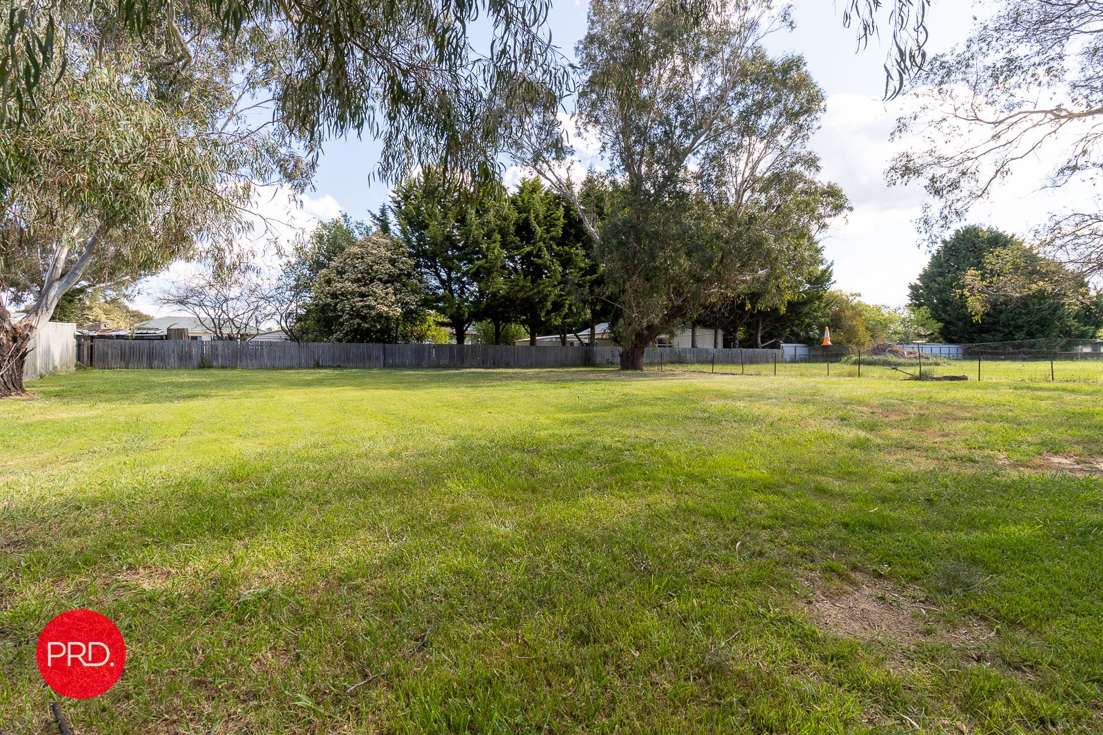 11 Forster Street BUNGENDORE 26