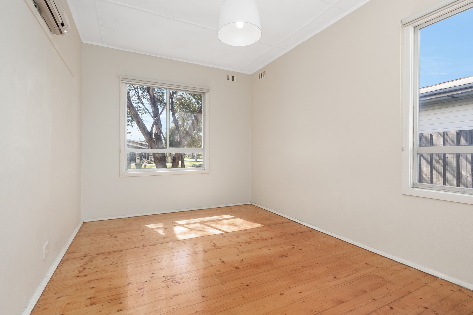 Gallery: 11 Forster Street