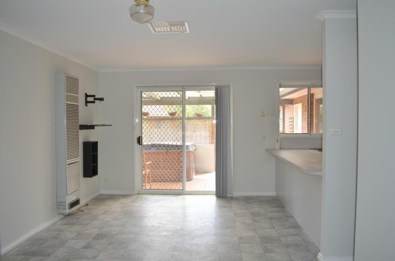 11 Frances Court ASHMONT 4
