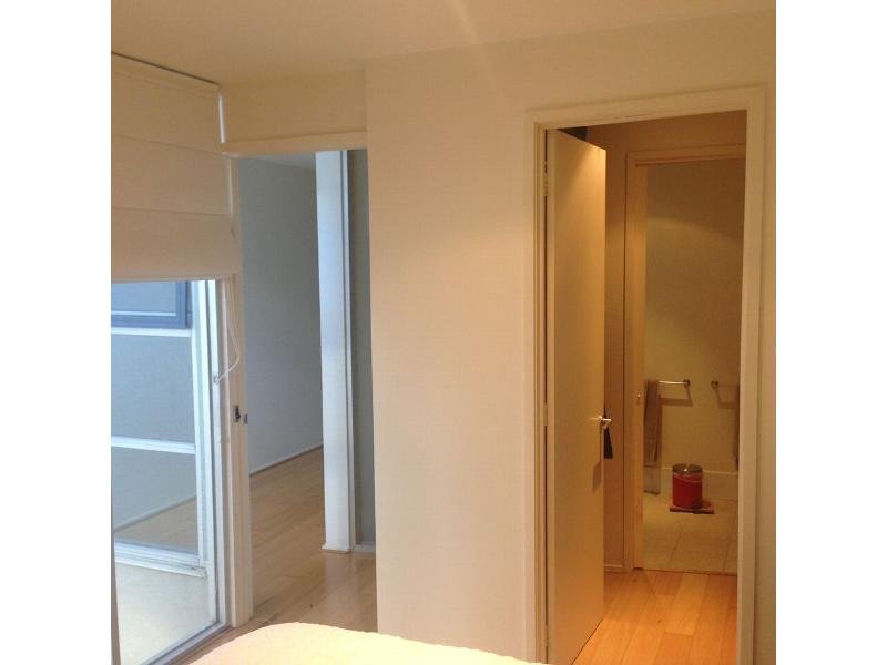 Gallery: 11 Francis Street