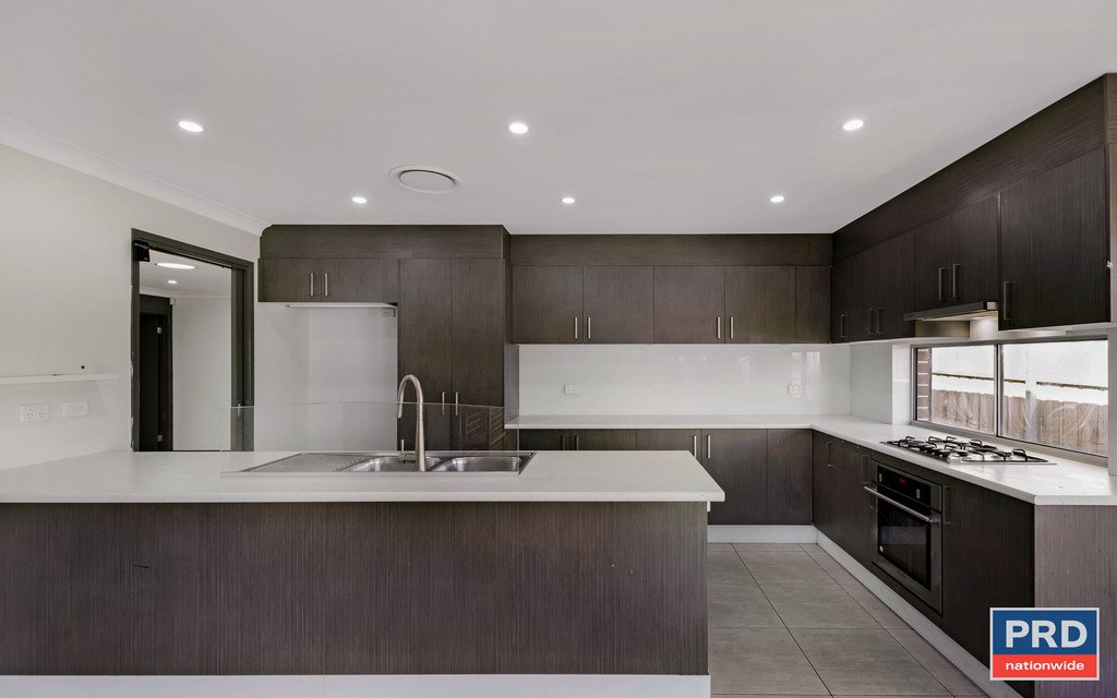 11 Freitas Road EDMONDSON PARK 4