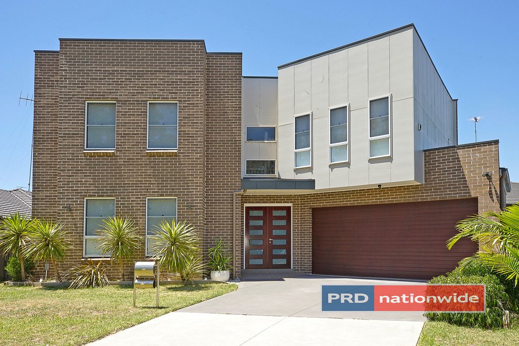 11 Gallinulla Place GLENMORE PARK 1