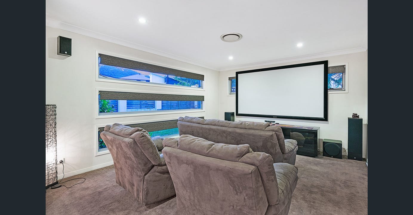 11 Garawarra Crescent UPPER COOMERA 8