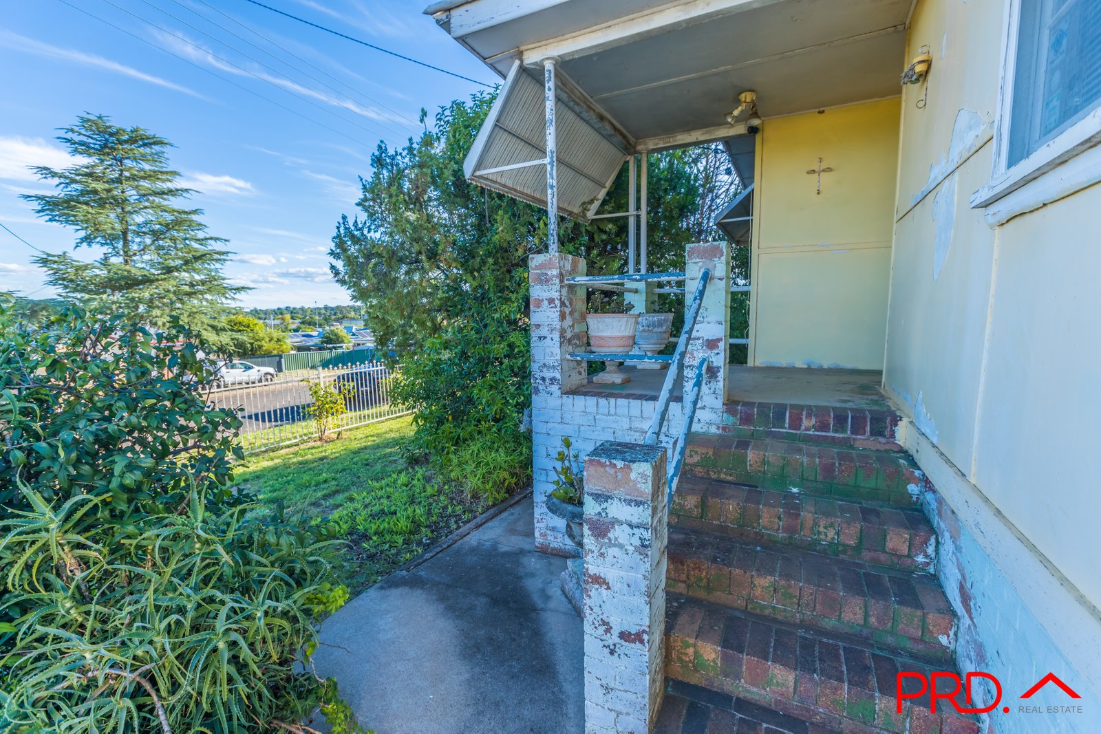 11 George Street TAMWORTH 2