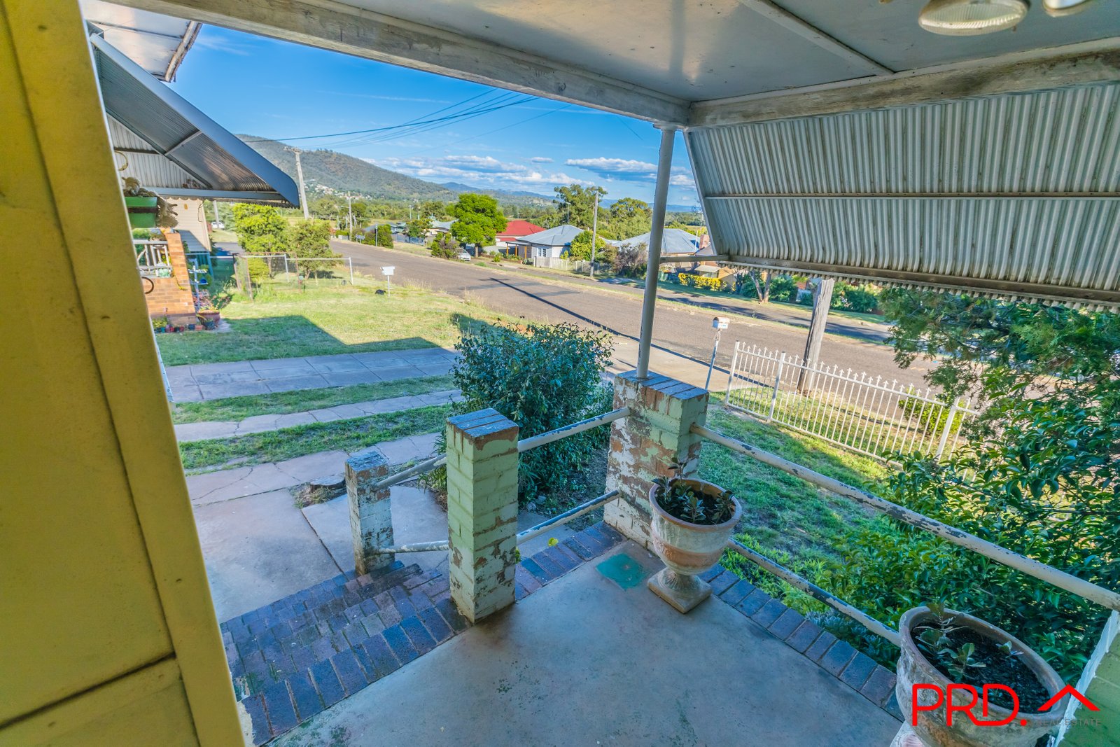 11 George Street TAMWORTH 4